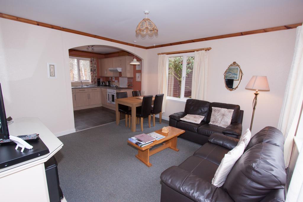 Tullochwood Lodges Forres Exteriör bild